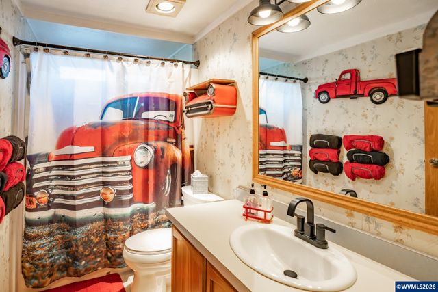 3355 Snow Peak Pl, Lebanon, OR 97355