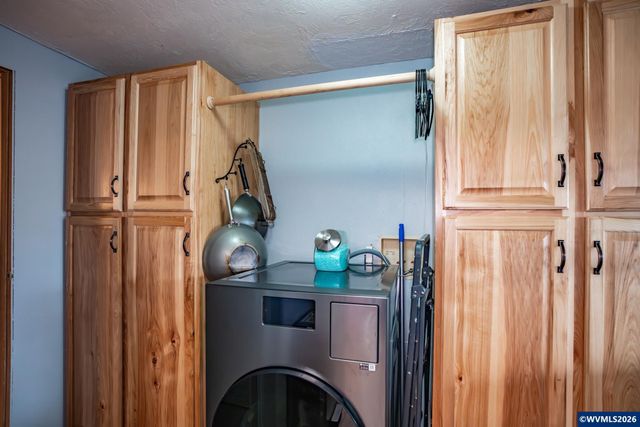 3355 Snow Peak Pl, Lebanon, OR 97355