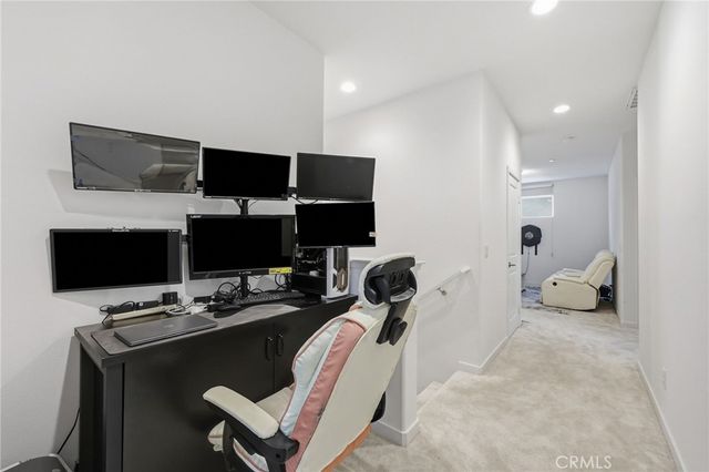 7022 Calla Lily 3, Fontana, CA 92336