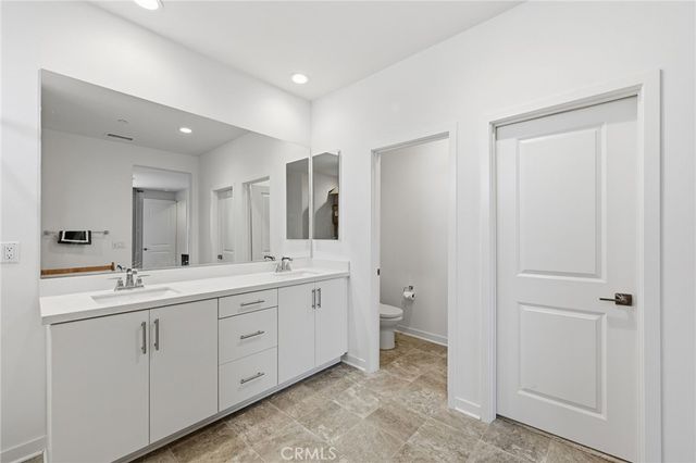 7022 Calla Lily 3, Fontana, CA 92336