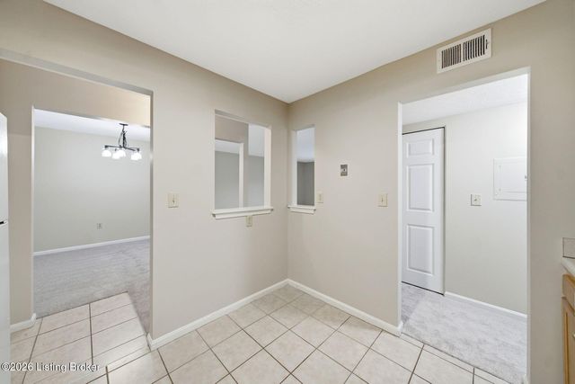708 La Fontenay Ct, Louisville, KY 40223