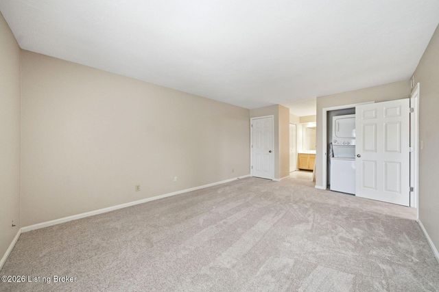708 La Fontenay Ct, Louisville, KY 40223