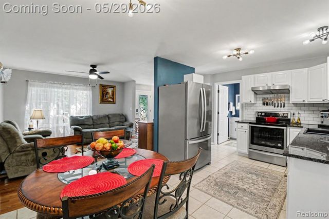 26633 Rialto Street, Madison Heights, MI 48071