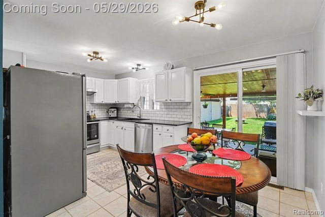 26633 Rialto Street, Madison Heights, MI 48071