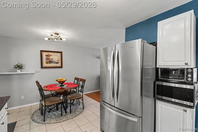 26633 Rialto Street, Madison Heights, MI 48071
