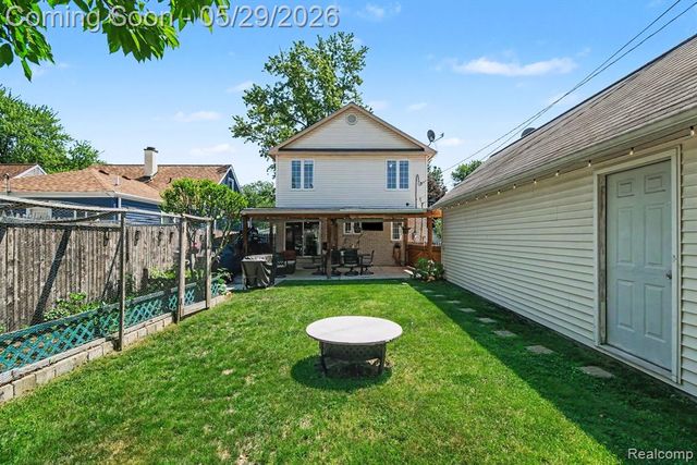 26633 Rialto Street, Madison Heights, MI 48071