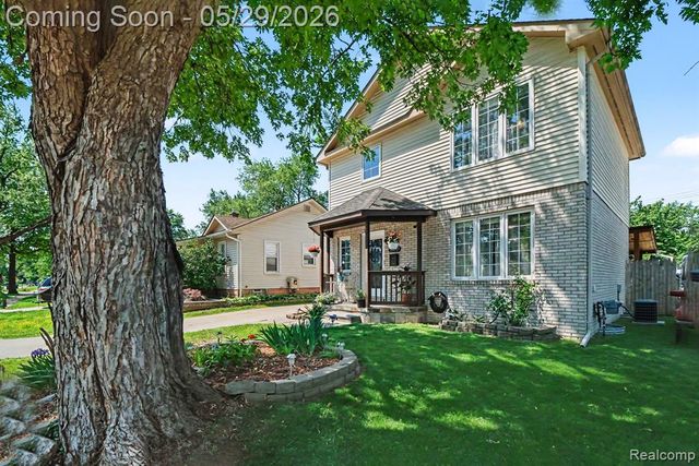 26633 Rialto Street, Madison Heights, MI 48071