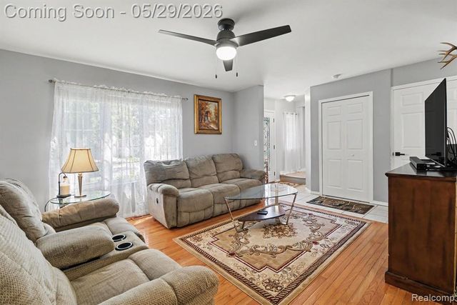 26633 Rialto Street, Madison Heights, MI 48071
