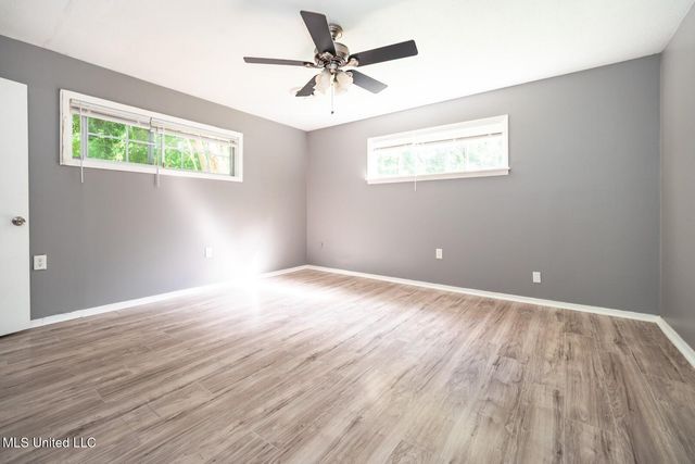 210 Valley Vista Drive, Jackson, MS 39211