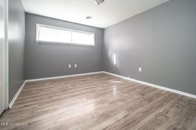 210 Valley Vista Drive, Jackson, MS 39211