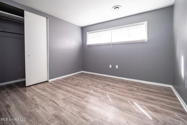 210 Valley Vista Drive, Jackson, MS 39211