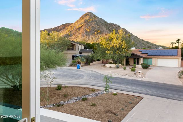 2273 E Clinton Street, Phoenix, AZ 85028