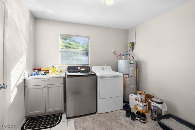 5948 Sonnet CT, North Fort Myers, FL 33903