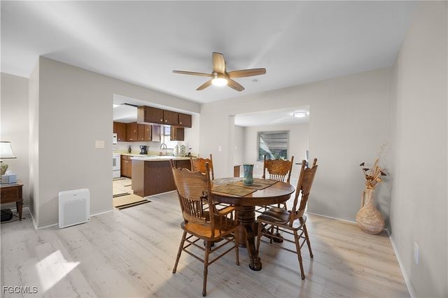 5948 Sonnet CT, North Fort Myers, FL 33903