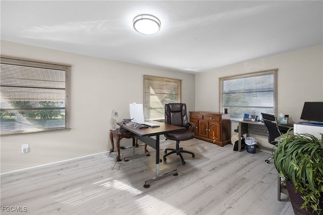 5948 Sonnet CT, North Fort Myers, FL 33903