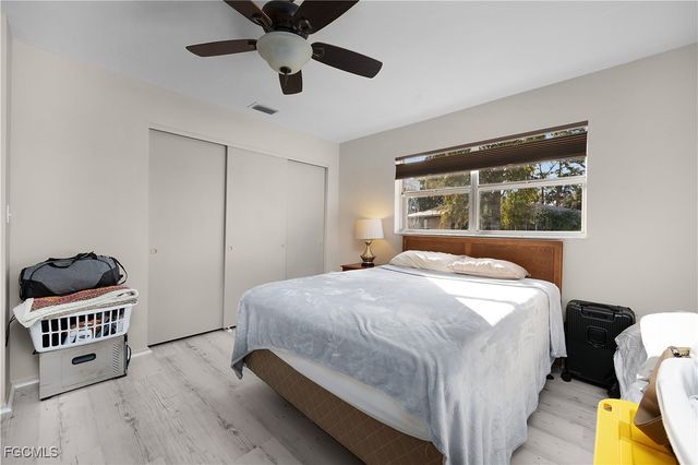 5948 Sonnet CT, North Fort Myers, FL 33903