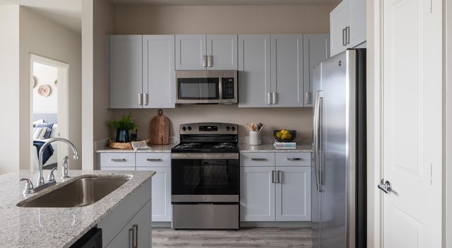 19770 Clay Road 8-8106, Katy, TX 77449