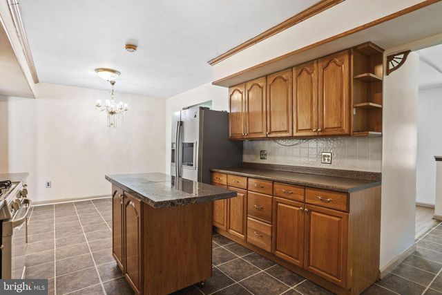 55 GREENWICH DR, Westampton, NJ 08060