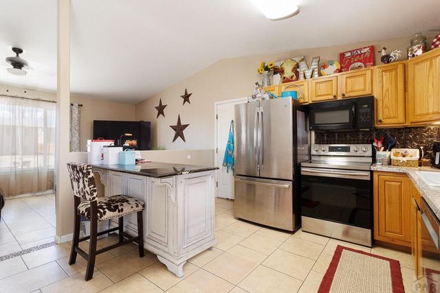 208 S Dacona Dr, Pueblo West, CO 81007