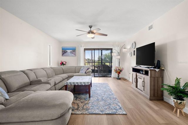 5400 34TH STREET W I3, Bradenton, FL 34210