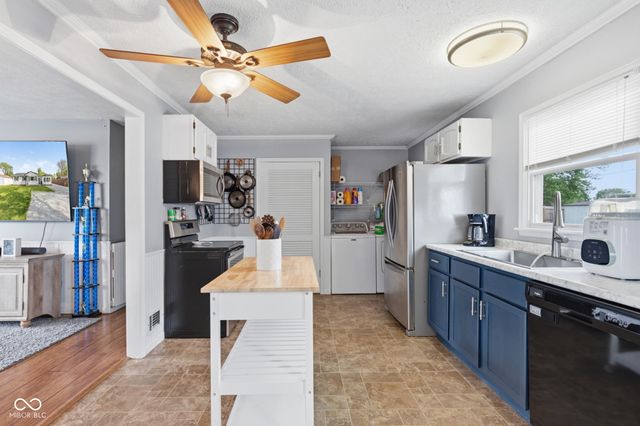 5456 E Main Street, Avon, IN 46123