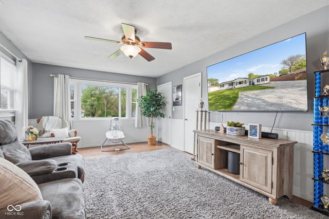 5456 E Main Street, Avon, IN 46123