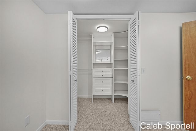 6812 Brewer Avenue, Rockford, MI 49341