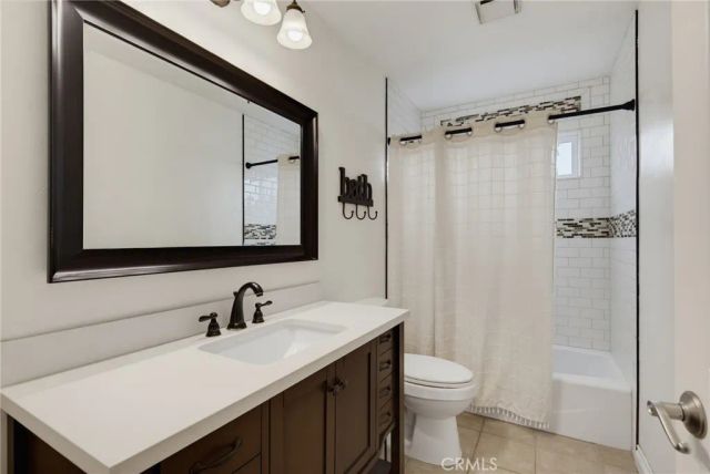 13620 Chesterfield, Moorpark, CA 93021
