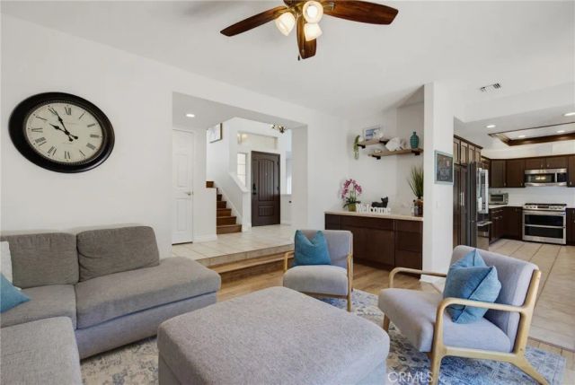 13620 Chesterfield, Moorpark, CA 93021