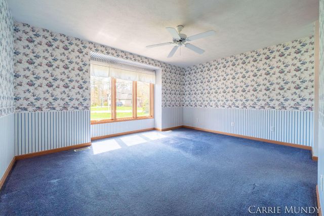 4627 Forest Lane, Laketown Twp, MI 49423