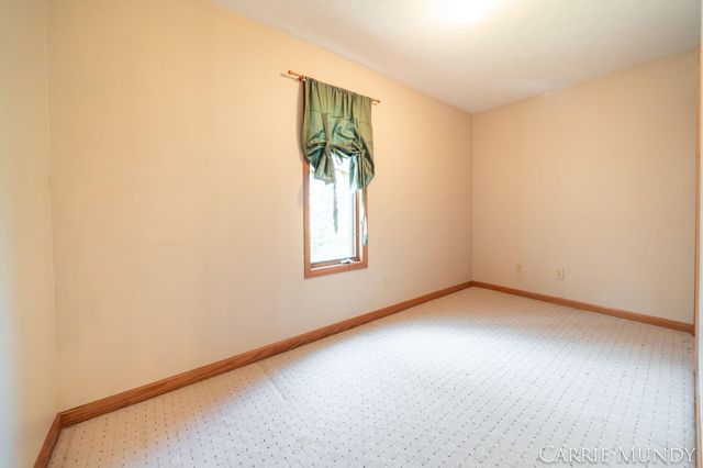 4627 Forest Lane, Laketown Twp, MI 49423
