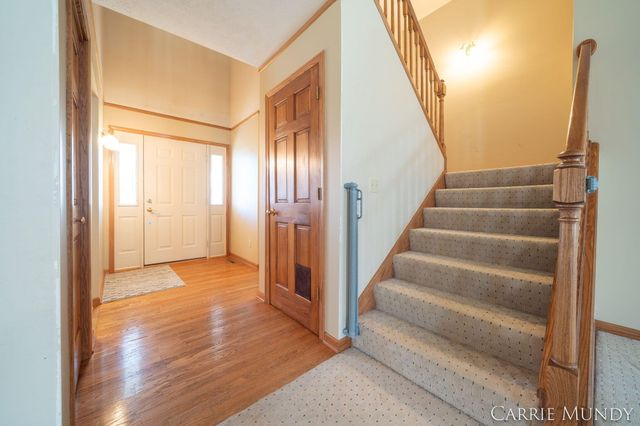 4627 Forest Lane, Laketown Twp, MI 49423
