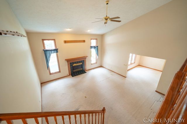 4627 Forest Lane, Laketown Twp, MI 49423
