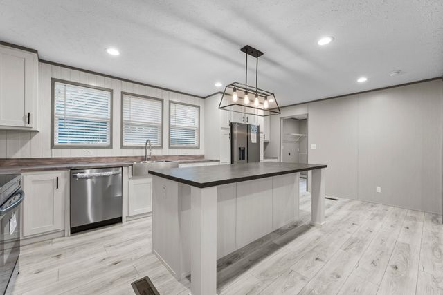 206 George Keen Drive, Summerville, SC 29483