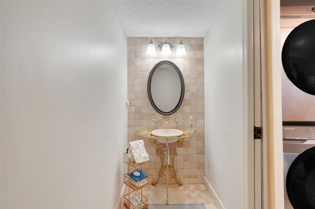 7196 HARBOR HEIGHTS CIRCLE, Orlando, FL 32835