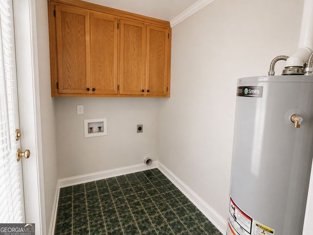 318 Leola Drive, Griffin, GA 30224