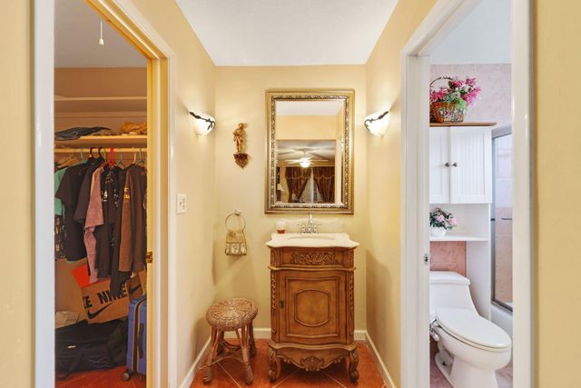 195 E High Point Ter E D, Delray Beach, FL 33445