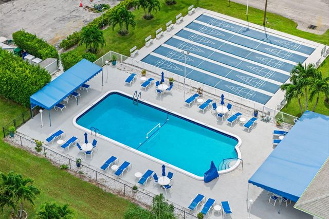 195 E High Point Ter E D, Delray Beach, FL 33445