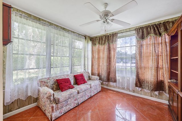 195 E High Point Ter E D, Delray Beach, FL 33445