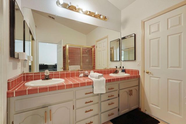 8596 W Samoha Ct, Thornton, CA 95686