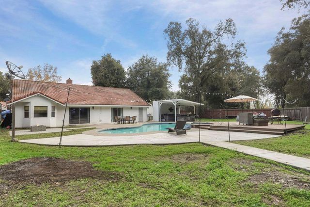 8596 W Samoha Ct, Thornton, CA 95686