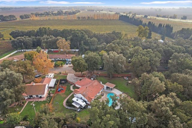 8596 W Samoha Ct, Thornton, CA 95686