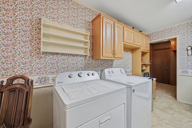 704 Abney Street, Whitesboro, TX 76273