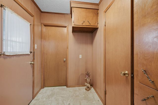 704 Abney Street, Whitesboro, TX 76273