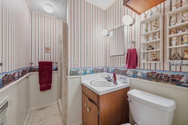 704 Abney Street, Whitesboro, TX 76273