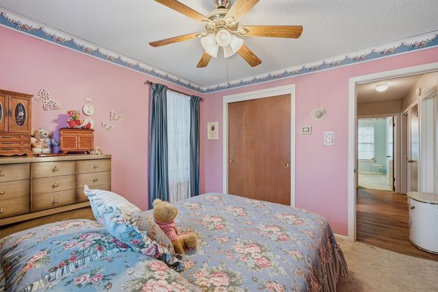 704 Abney Street, Whitesboro, TX 76273