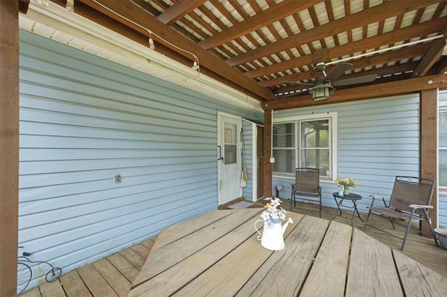 704 Abney Street, Whitesboro, TX 76273