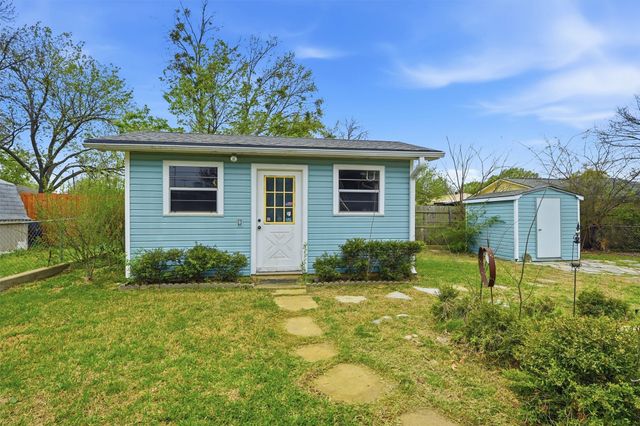 704 Abney Street, Whitesboro, TX 76273