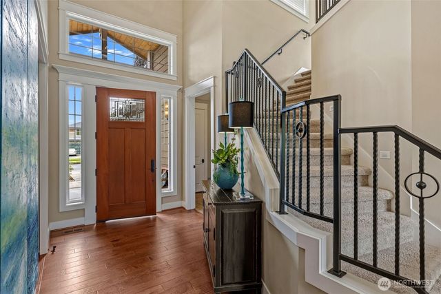 627 SW 185th Street, Normandy Park, WA 98166