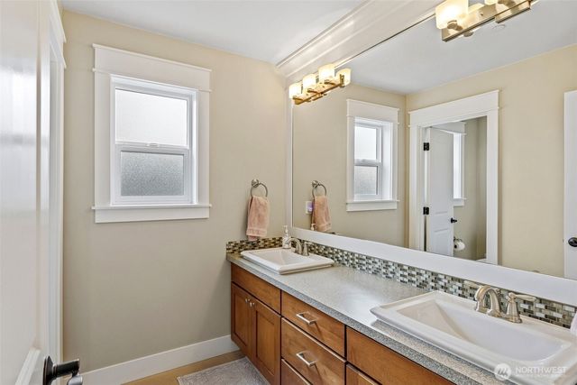 627 SW 185th Street, Normandy Park, WA 98166
